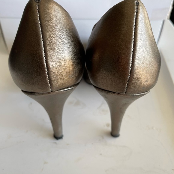 Nine West shoes pewter (6.5M) - Picture 5 of 6
